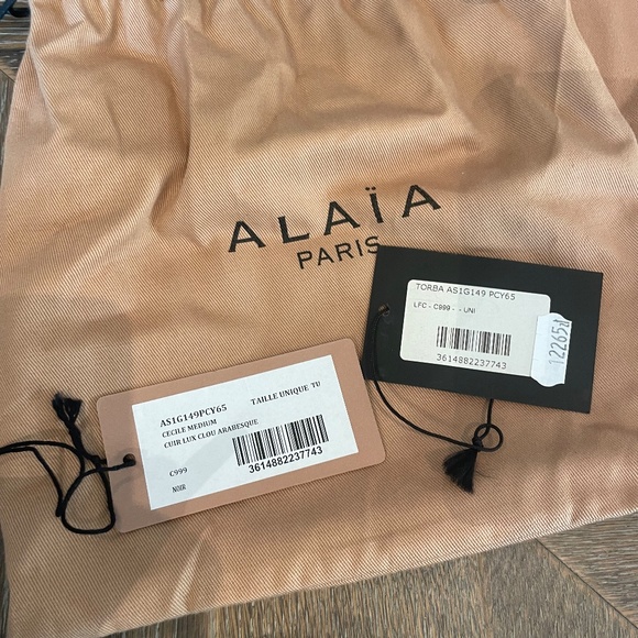 Alaia Cecile Medium - Picture 2 of 6